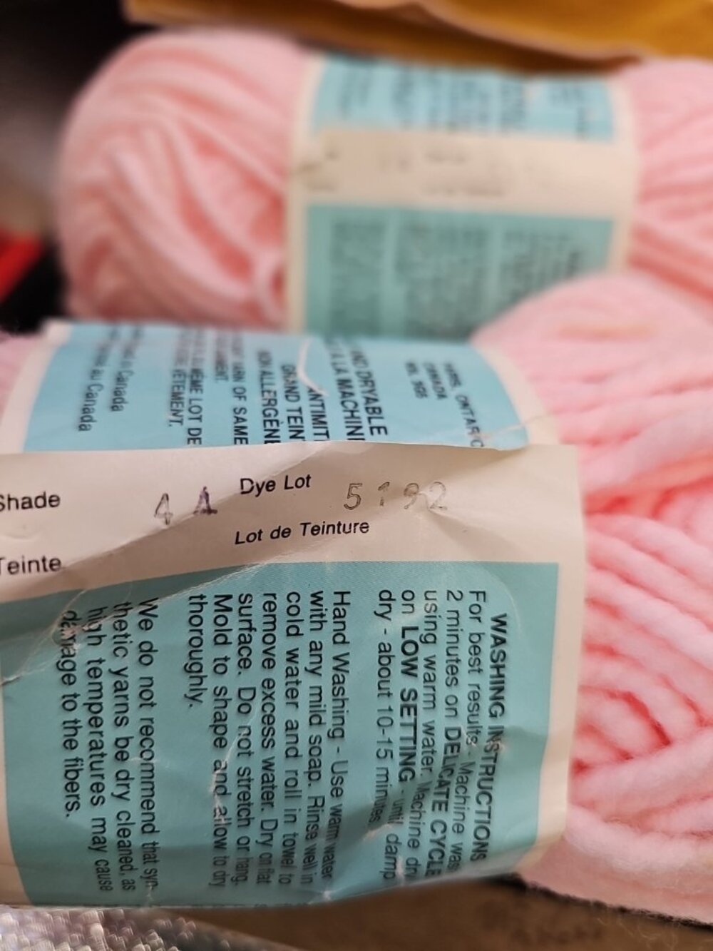 Yarn Lot Of 2 Cloudspun Mary Maxim 100% Orlon Acrylic Chunky Pale Pink Lot Of 2 - Picture 9 of 9